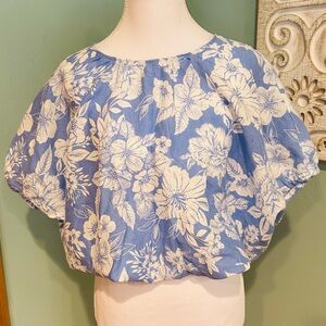 Gorgeous linen crop top